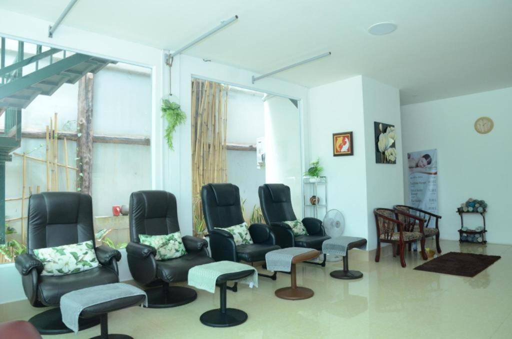 Leuxay Hotel Vientiane Exteriör bild