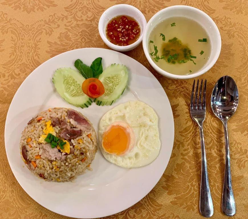 Leuxay Hotel Vientiane Exteriör bild