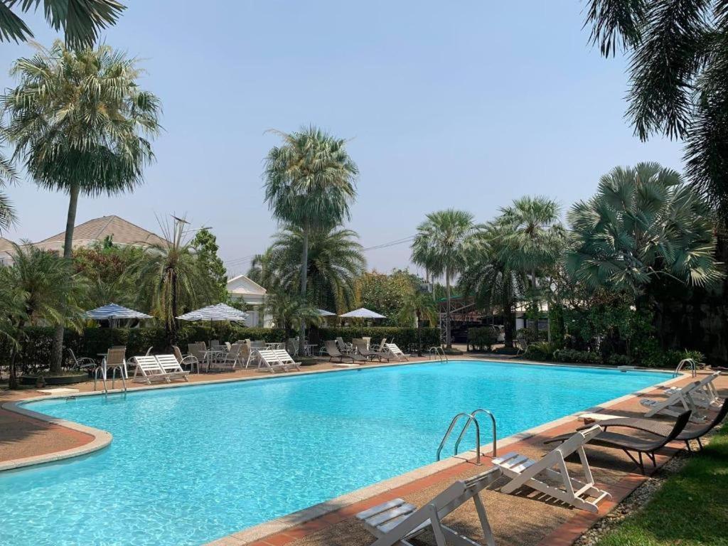 Leuxay Hotel Vientiane Exteriör bild