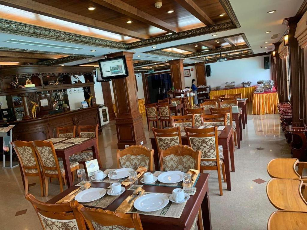 Leuxay Hotel Vientiane Exteriör bild