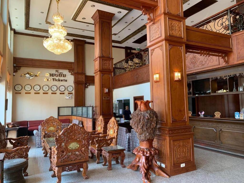Leuxay Hotel Vientiane Exteriör bild