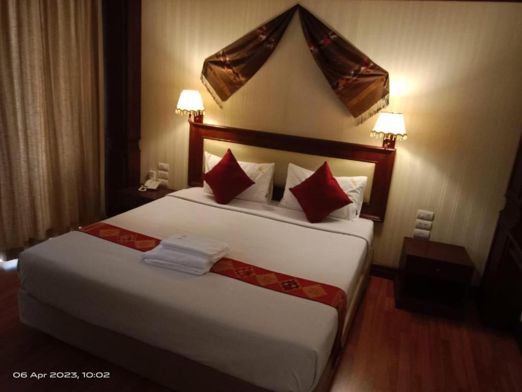 Leuxay Hotel Vientiane Exteriör bild